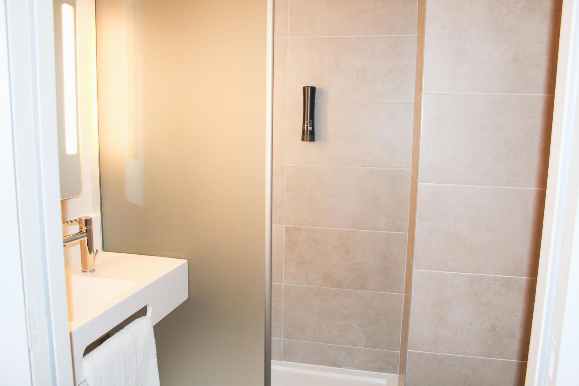 Hotel Aix-les-bains 2*